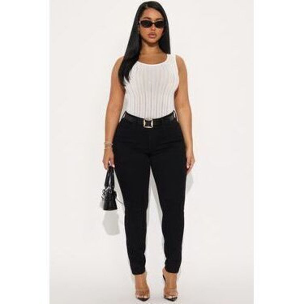 Vibe Check Curvy Stretch Skinny Jeans - Black
